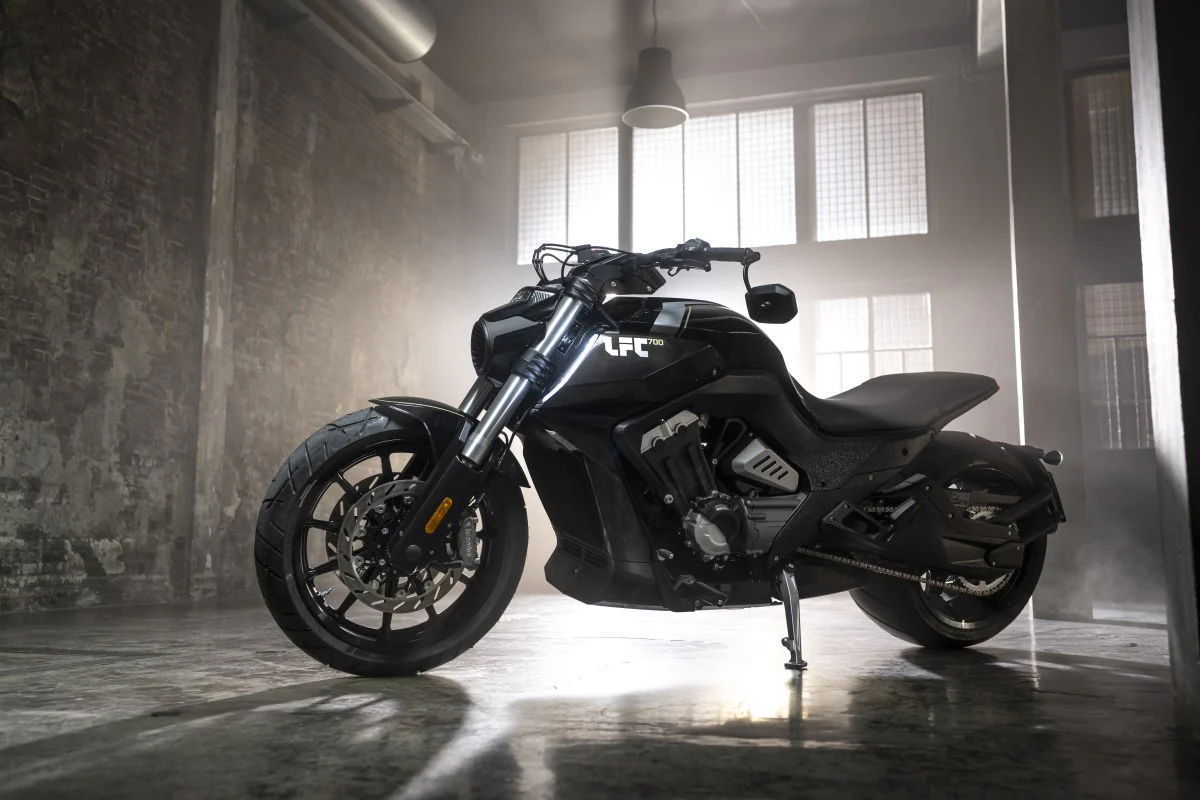 Benda Moto LFC700 2025 - Black - Image 14