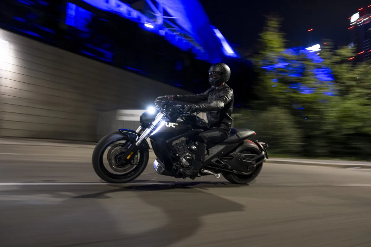 Benda Moto LFC700 2025 - Black - Image 8