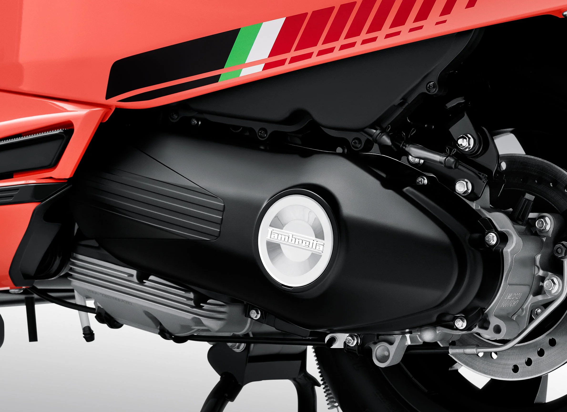 Lambretta X125 Scooter - Amaro Red - Image 3