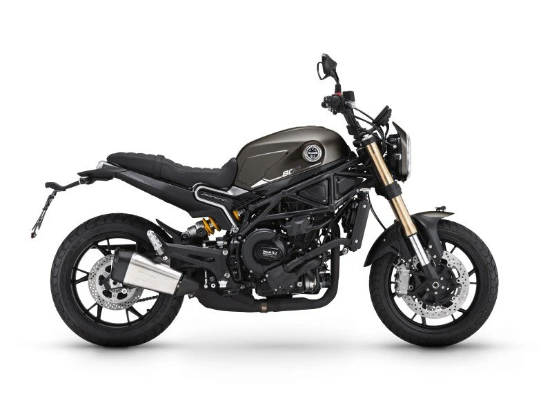 Benelli Leoncino 800 - Terrain Brown