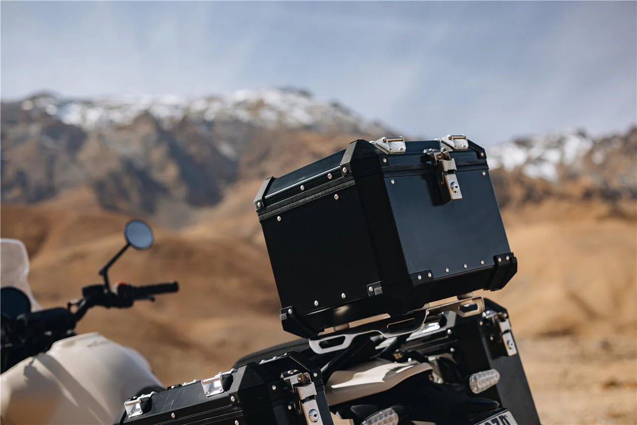 Royal Enfield Adventure Top Box - Black - Image 3