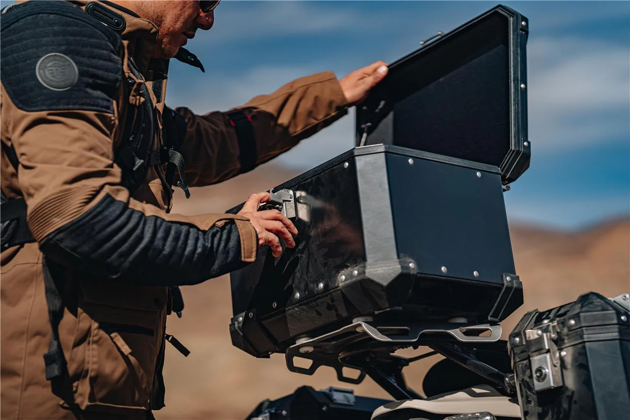 Royal Enfield Adventure Top Box - Black - Image 6