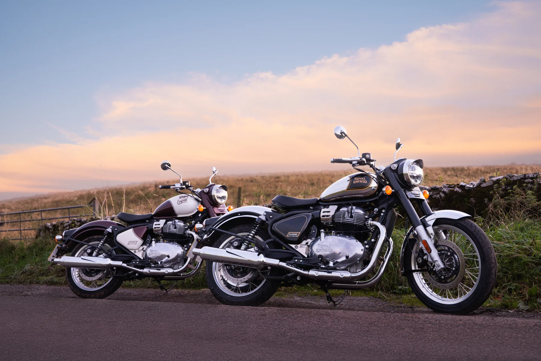 Royal Enfield Classic 650 - Black Chrome - Image 11