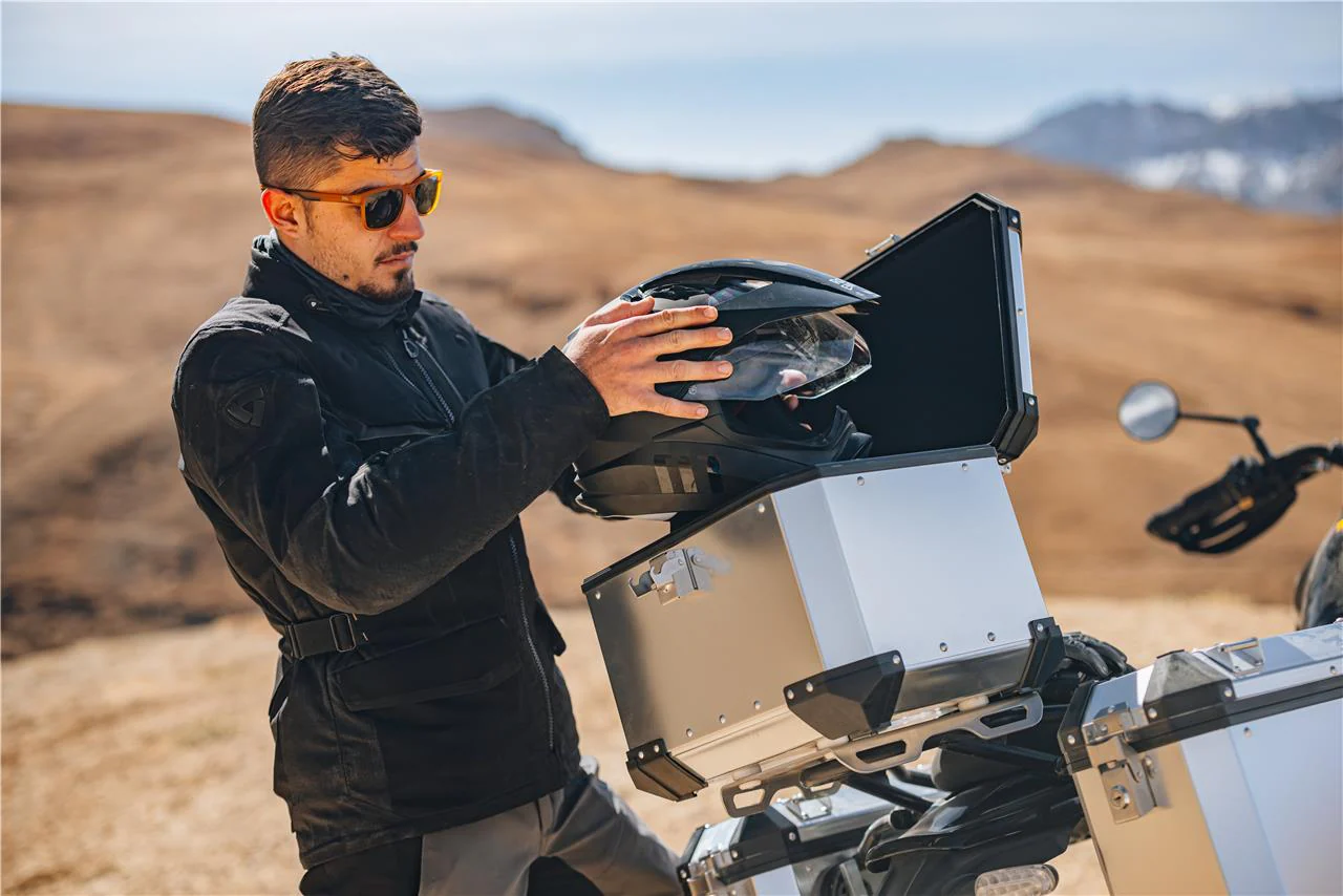 Royal Enfield Adventure Top Box - Silver - Image 7